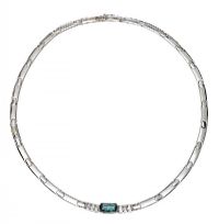 18CT WHITE GOLD GREEN TOURMALINE AND DIAMOND NECKLACE at Ross's Online Art Auctions