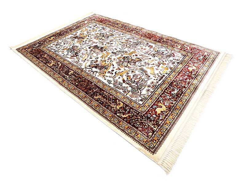 TURKISH RUG at Ross's Online Art Auctions