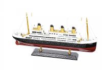 WOODEN MODEL OF TITANIC at Ross's Online Art Auctions