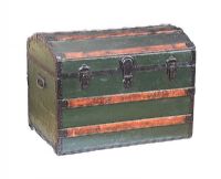 VINTAGE TRAVEL TRUNK at Ross's Online Art Auctions