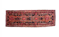 LARGE PERSIAN RUNNER at Ross's Online Art Auctions