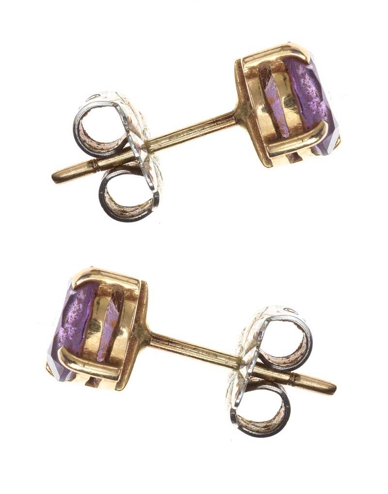 9CT GOLD STUD EARRINGS SET WITH AMETHYST