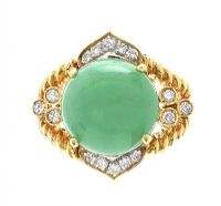 18CT GOLD JADE AND DIAMOND RING at Ross's Online Art Auctions