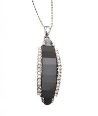 SILVER ONYX PENDANT AND CHAIN at Ross's Online Art Auctions