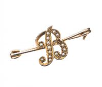 B' INITIAL BROOCH SET WITH SEED PEARL at Ross's Online Art Auctions