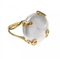18CT GOLD BAROQUE PEARL RING at Ross's Online Art Auctions