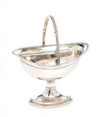 IRISH SILVER BOAT SHAPED SUGAR BOWL at Ross's Online Art Auctions