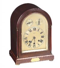 WESTMINSTER CHIME BRACKET CLOCK at Ross's Online Art Auctions