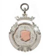 SILVER MEDAL PENDANT at Ross's Online Art Auctions