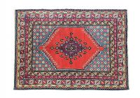 MOROCCAN RUG at Ross's Online Art Auctions