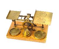 BRASS POSTAL SCALES at Ross's Online Art Auctions