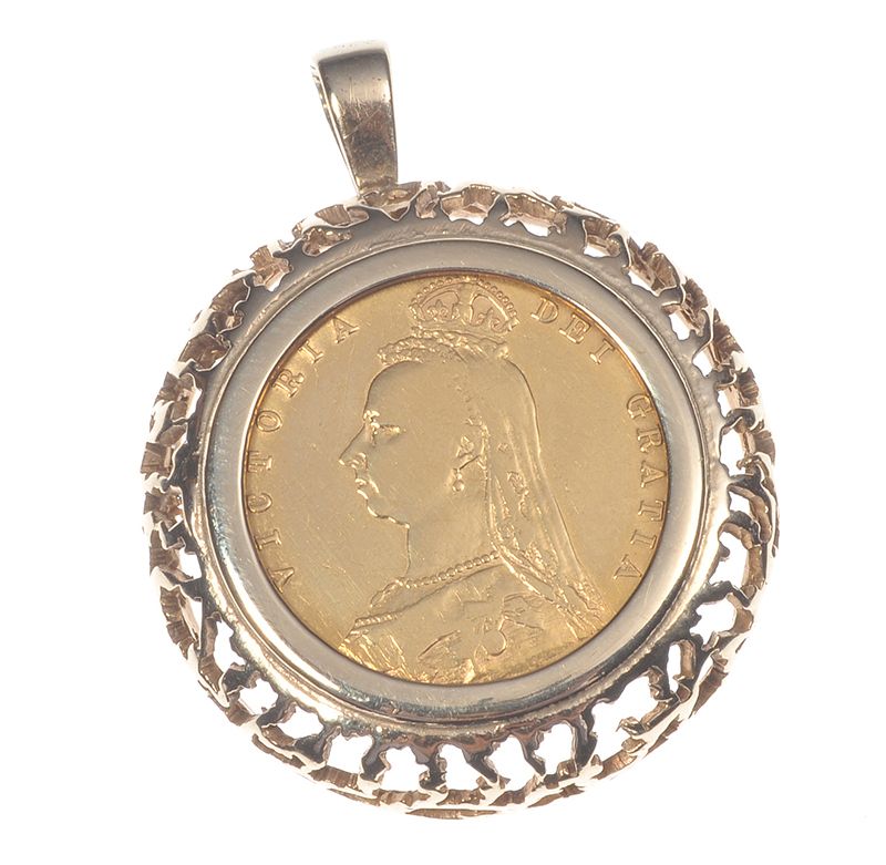 9 CT GOLD MOUNTED HALF SOVEREIGN PENDANT