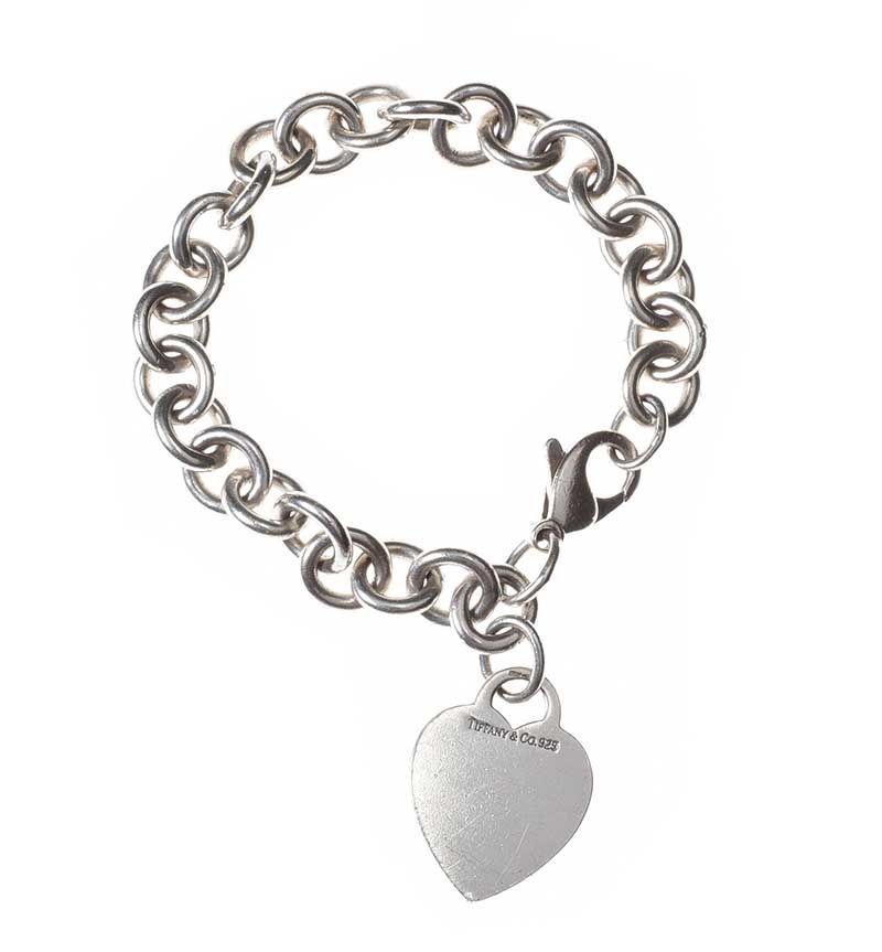 TIFFANY AND CO HEART LINK BRACELET WITH HEART-SHAPED FOB