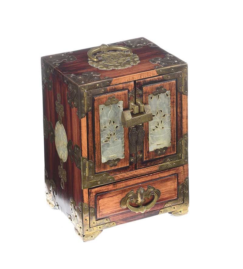 ANTIQUE ORIENTAL HARDWOOD JEWELLERY BOX at Ross's Online Art Auctions