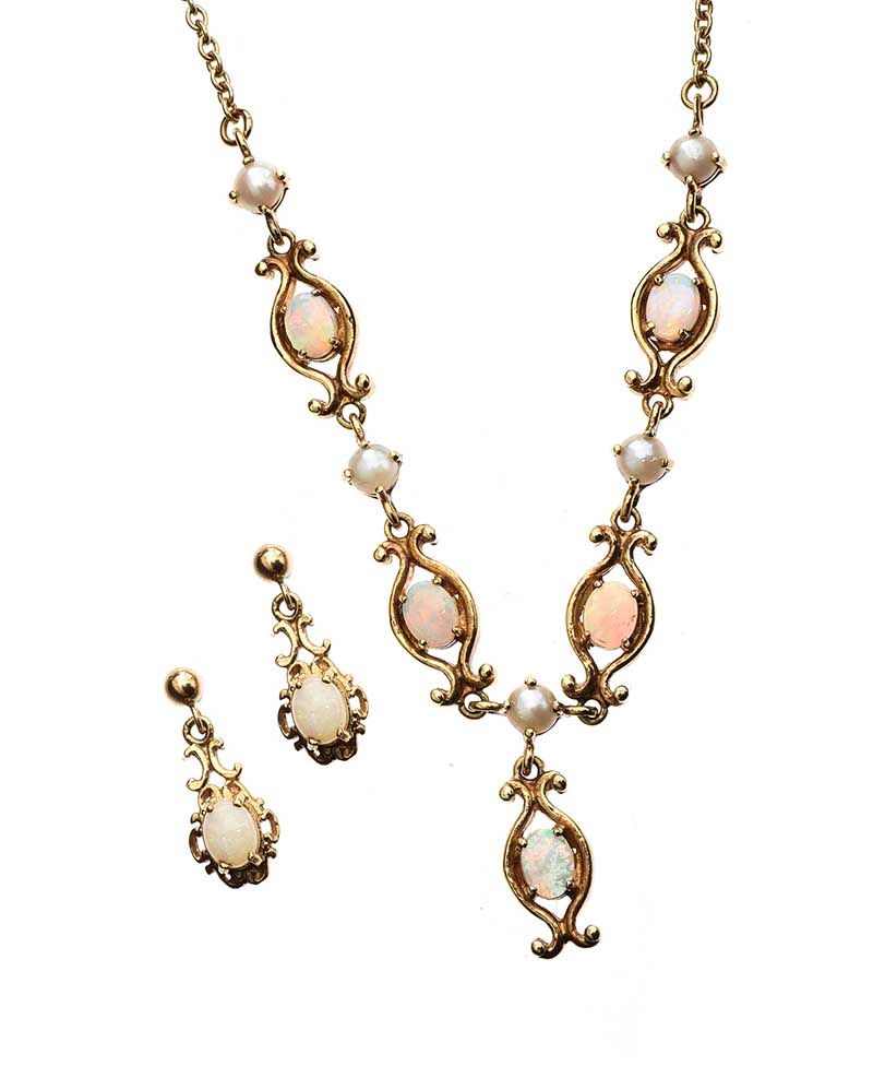 9ct Yellow Gold Sapphire & Cubic Zirconia Earrings & Necklace Set - Sally  Antiques
