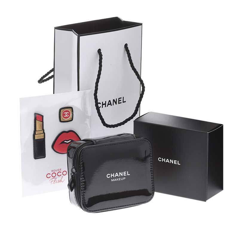 Chanel Beauty White Cosmetic Bag  Jasso beauty