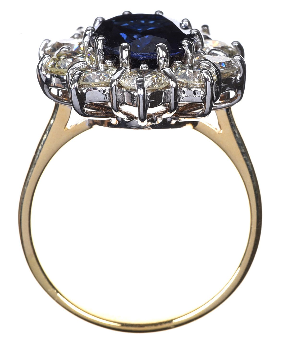 18CT GOLD SAPPHIRE & DIAMOND CLUSTER RING at Ross's Online Art Auctions