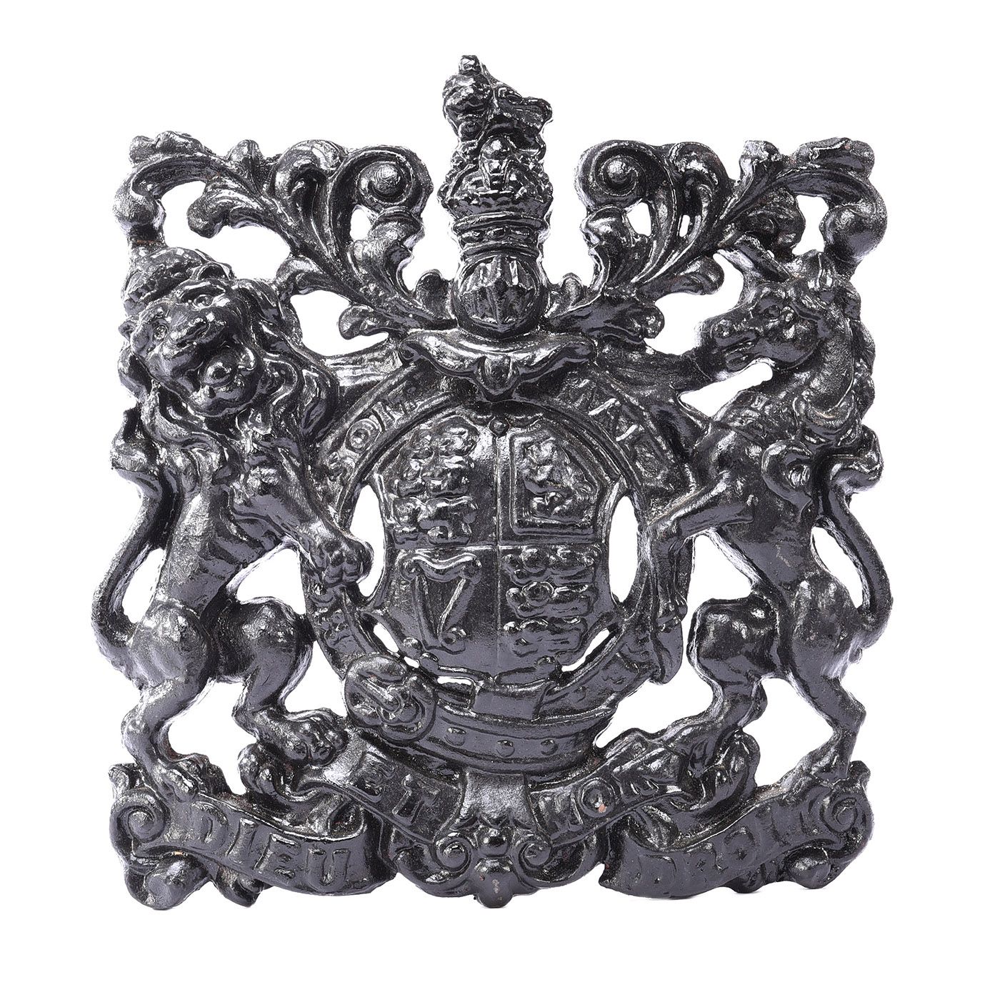 VICTORIAN CAST IRON ROYAL COAT OF ARMS PLAQUE at Ross's Online Art Auctions