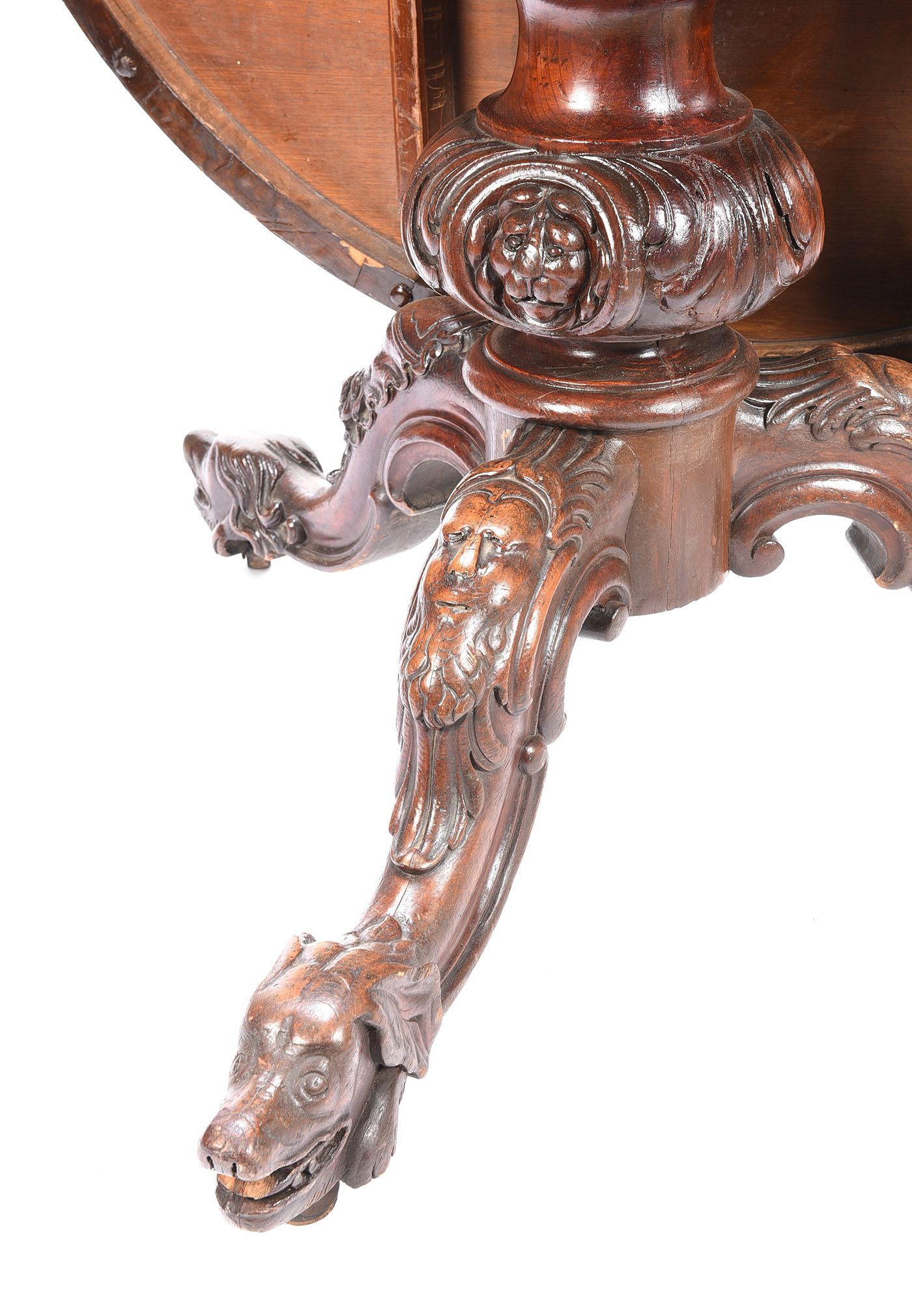 FINE VICTORIAN WALNUT CENTRE TABLE at Ross's Online Art Auctions