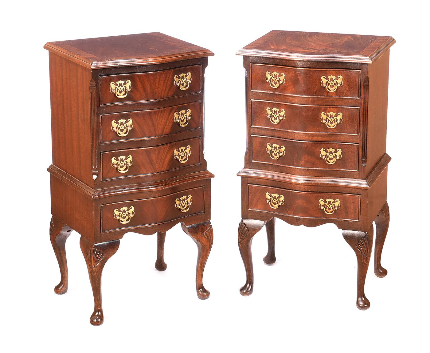 PAIR OF MAHOGANY SERPENTINE FRONT PEDESTALS at Ross's Online Art Auctions