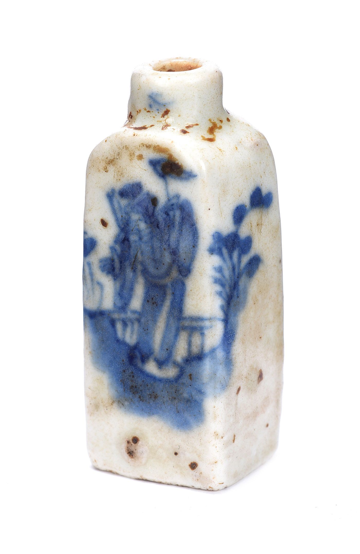 NINETEENTH CENTURY CHINESE BLUE & WHITE SNUFF BOTTLE at Ross's Online Art Auctions