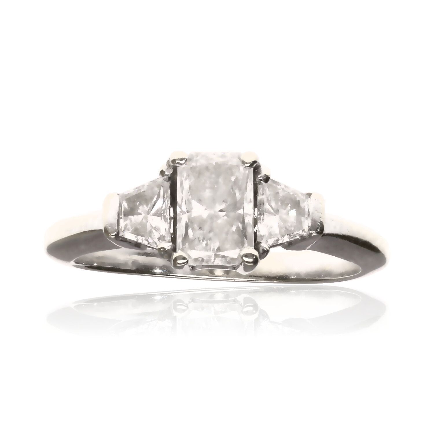 WHITE GOLD DIAMOND THREE STONE RING at Ross's Online Art Auctions