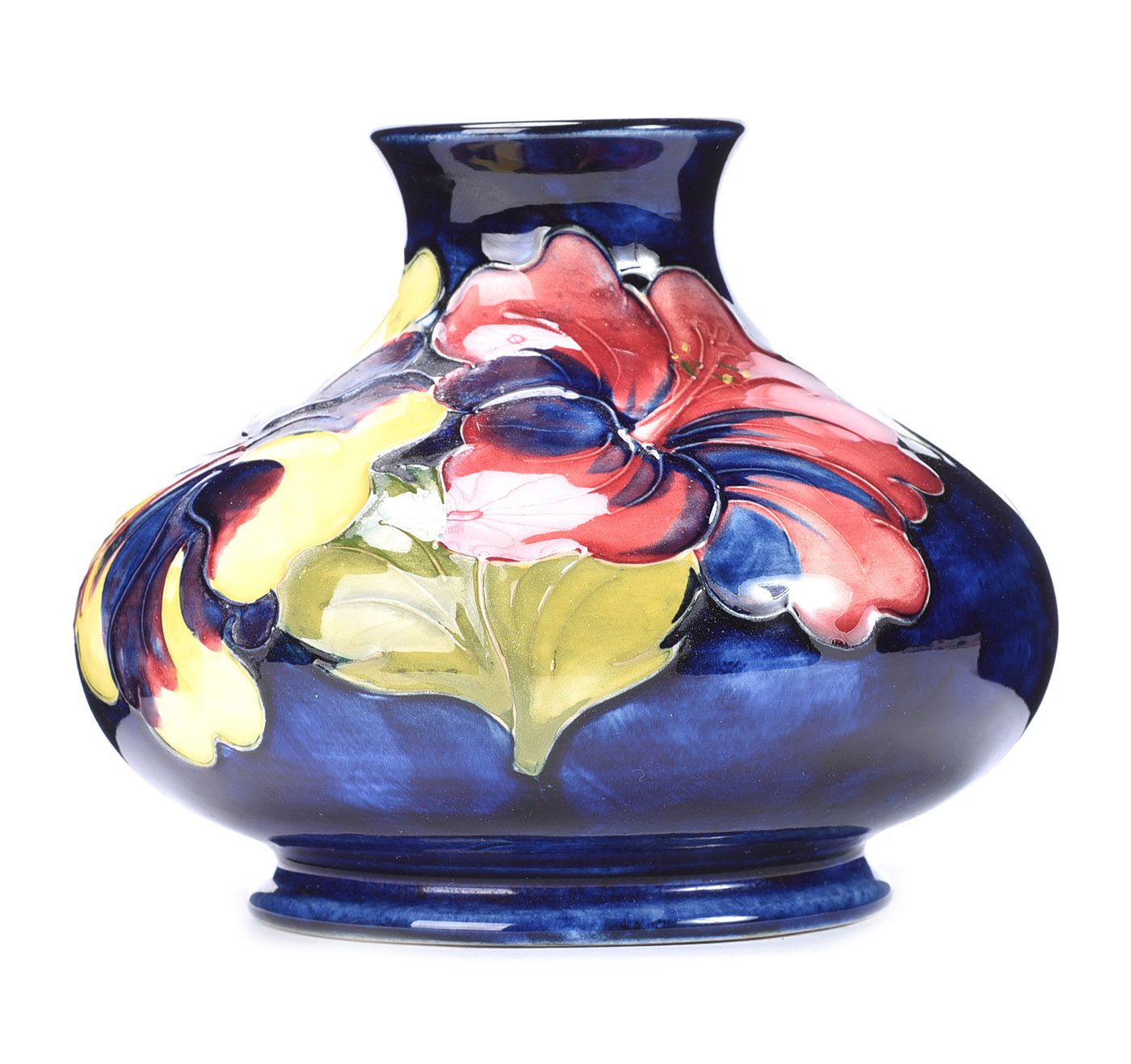 WILLIAM MOORCROFT POTTERY VASE at Ross's Online Art Auctions