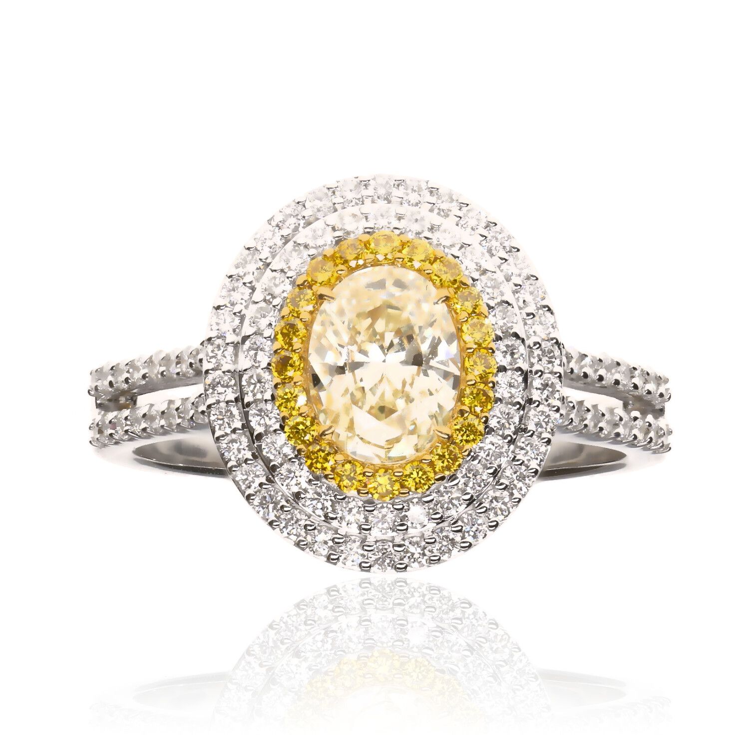 18CT WHITE GOLD FANCY YELLOW DIAMOND RING at Ross's Online Art Auctions