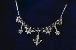 JANUARY JEWELLERY AUCTION - Vintage Art Deco Necklaces